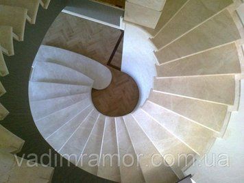 Мармурові сходи та щаблі Crema Delicato Київ 136 фото